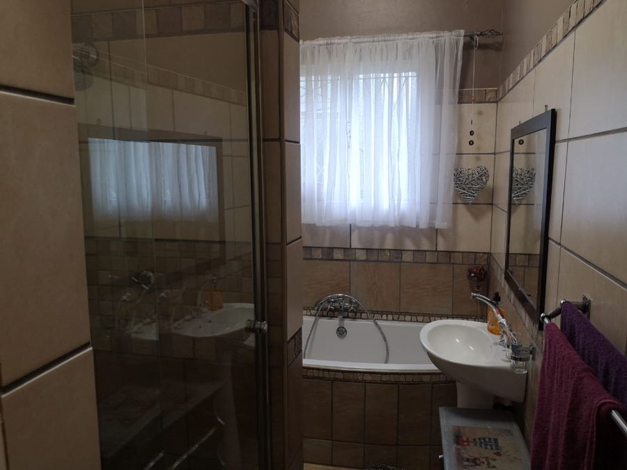 3 Bedroom Property for Sale in Retief Eastern Cape